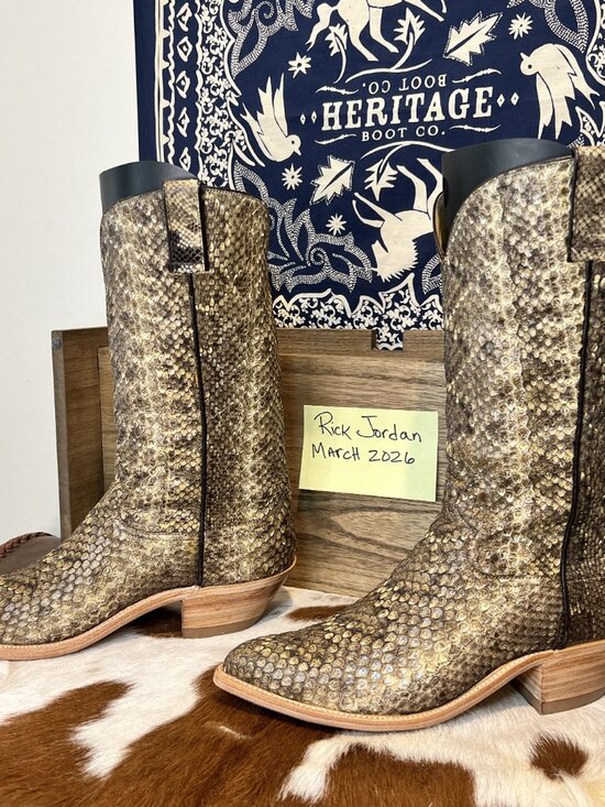 Caboots Full Genuine Rattlesnake Cowboy Boots in Men\'s 10.5D/11D